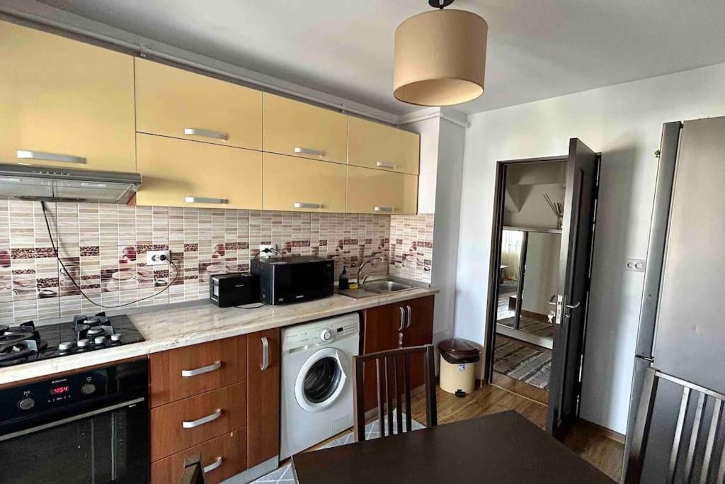 Georgiana'S Central Apartment Buzău Eksteriør bilde
